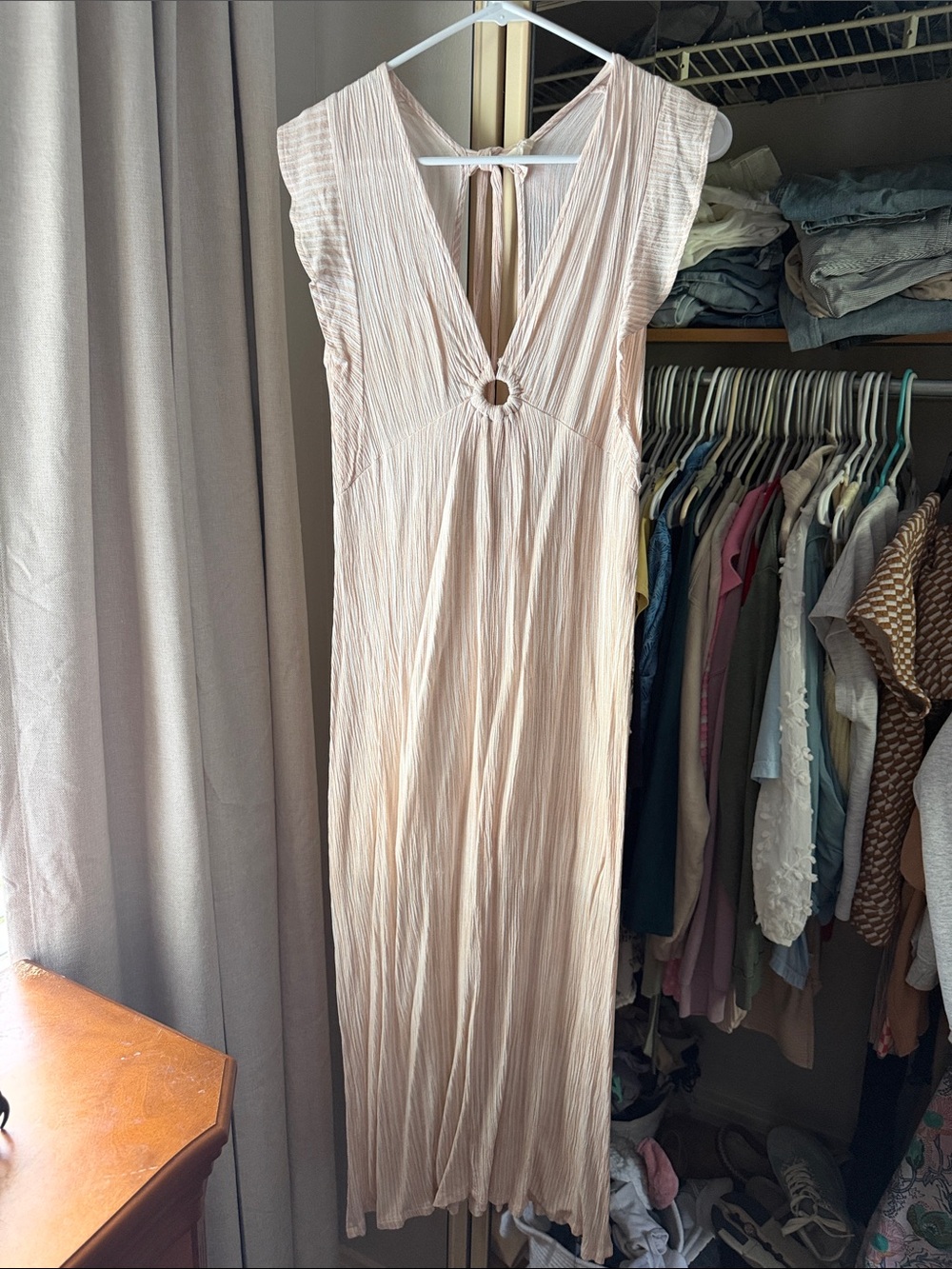 Light Pink Pleated V-Neck Maxi Dress